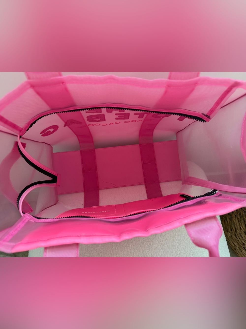 Marc Jacobs Pink Transparent 'The Tote Bag' - Picture 3 of 11